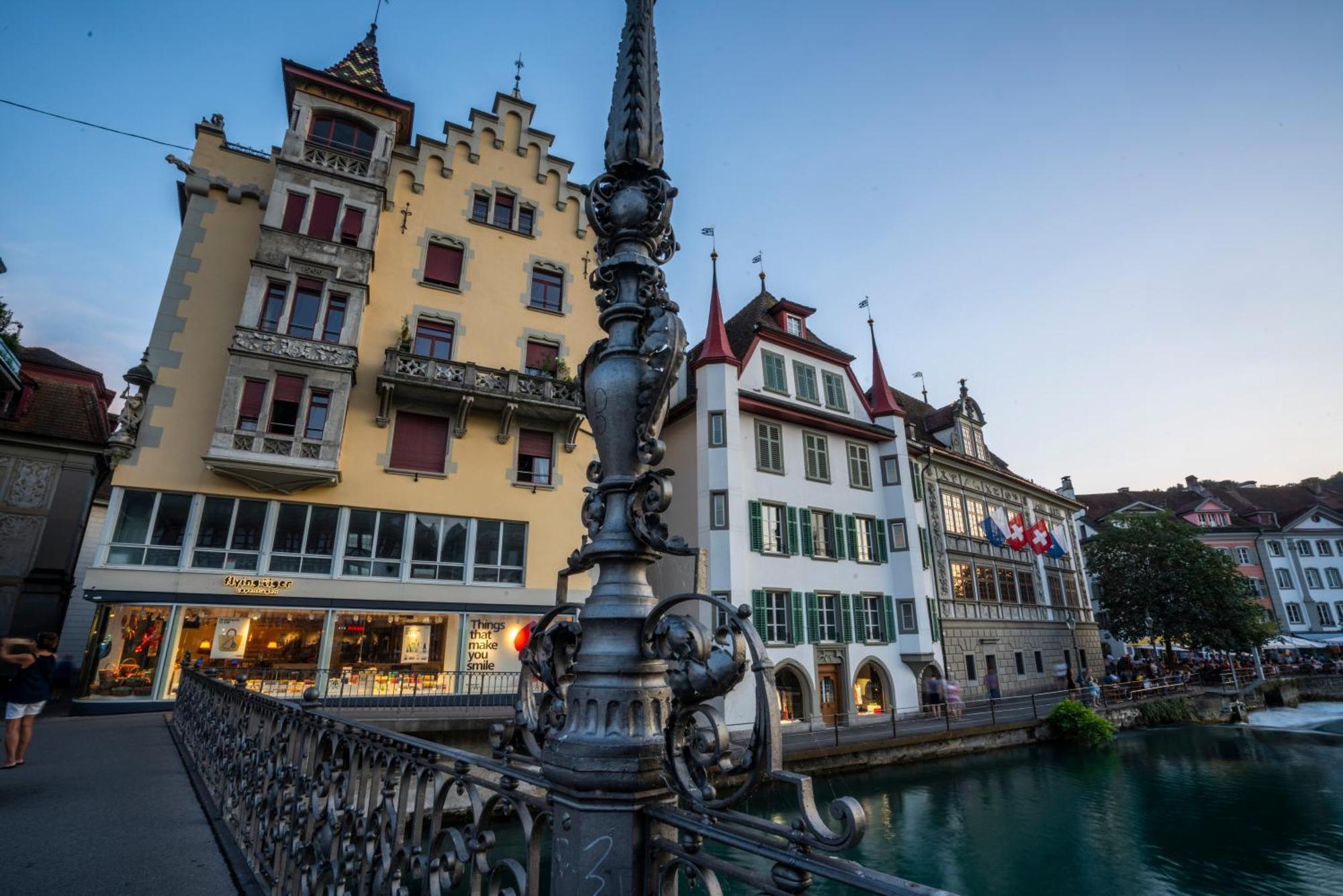 Glandon Rooms Limelight - Self-Check-In Люцерн Экстерьер фото